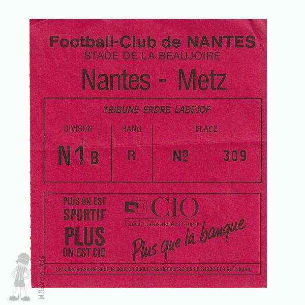 1987-88 07ème j Nantes Metz