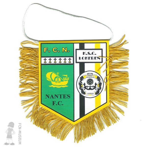 1981-82 32ème aller Nantes Lokeren (Fanion)