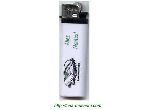 Briquet  3