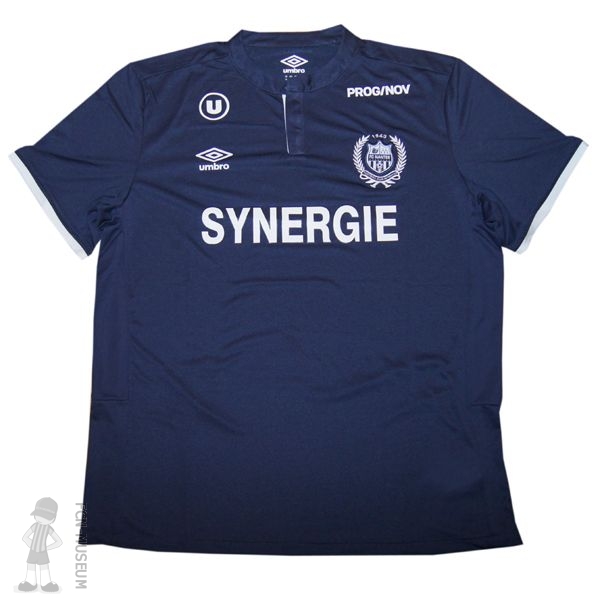 Maillot 2015-16 ext