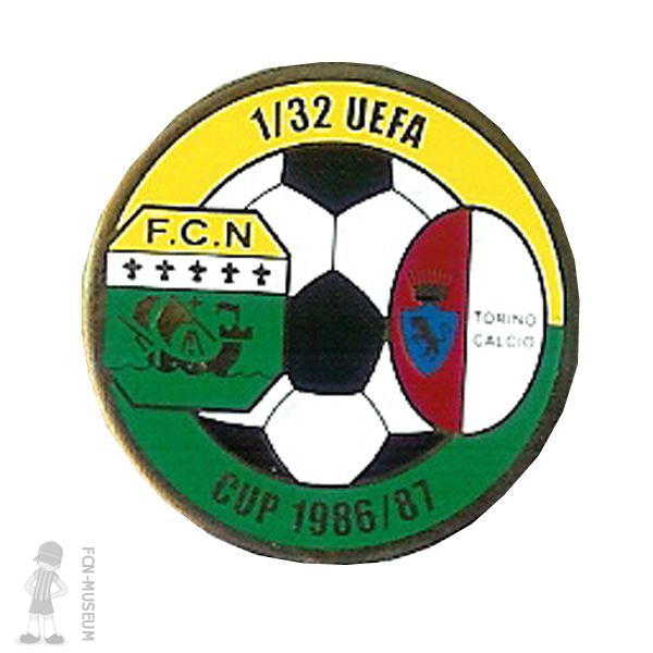 1986-87 32ème aller Nantes Torino (Badge)
